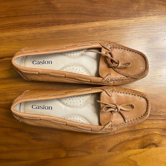 Caslon Women’s Shoe woman’s Size 4.5 NWOB - Picture 2 of 4